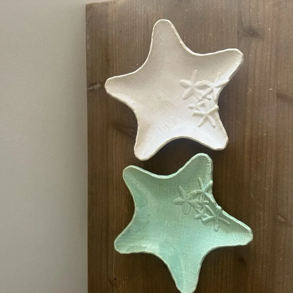 2 Nantucket Home Ceramic STARFiISH Sauce Trinket Dishes Textured Set of 2